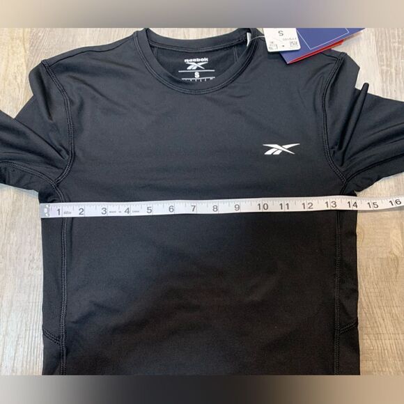 NWT reebok Speedwick women’s long sleeve athletic top size small - Picture 8 of 8